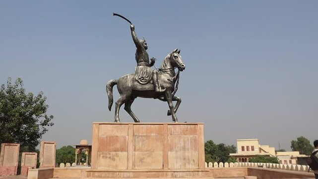 Maharaja Surajmal's equestrian statue at Kishori Mahal, Lohagarh Fort, Bharatpur, symbolizes valor and leadership, capturing the legacy of the Jat ruler.