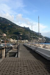 Obraz premium PAESAGGIO URBANO DI MAIORI,COSTIERA AMALFITANA,ITALIA,2 DICEMBRE 2024.