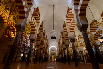 Third extension part of Mosque under Almansur,  with naves perpendicular to the qibla wall  arranged into a system of superimposed arches. Mosque-Cathedral of Cordoba.