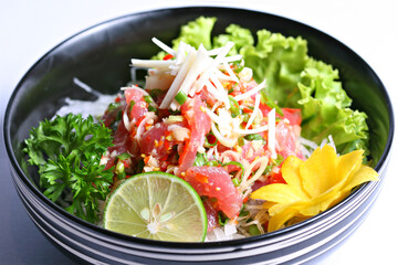 Maguro Tataki (Thai Style) Tuna spicy salad, Thai spicy salad, Tuna salad isolate in white background 