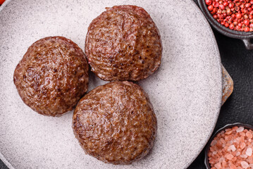 Beef burger patties with salt, spices and herbs