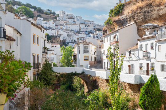 Setenil de las Bodegas. Typical andalucian village with white houses and sreets, Andalusia, Cadiz, Spain