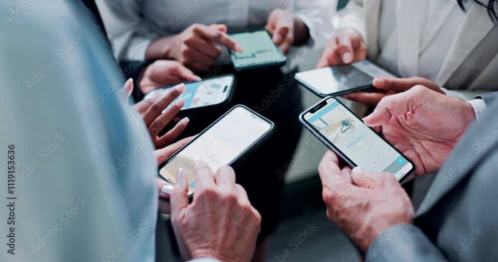 Leinwandbilder business people, hands and phone in circle with data sync, social media and scroll on stock market w