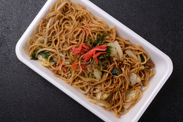 総菜コーナーの焼きそば