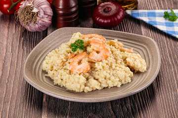 Gourmet risotto with prawn and cheese