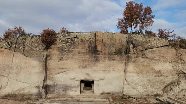 Maltas Phrgygian Monument is an ancient open-air temple site located on the Akkus Nest Rocks at the southwestern end of Goynus Valley  in the Kayihan Town of the Ihsaniye District of Afyonkarahisar.