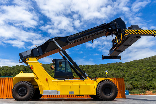 รูปภาพStacker – เลือกดูภาพถ่ายสต็อก เวกเตอร์ และวิดีโอ14,913 | Adobe Stock