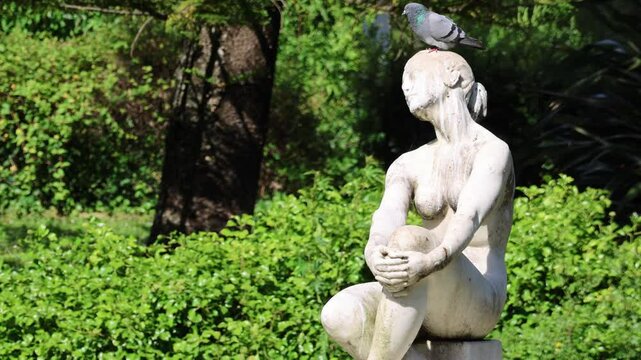 Woman statue at Parque Eduardo VII park in Lisbon, Portugal