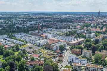 Augsburg im Luftbild, Blick über die Nagahama-Allee zur Innenstadt