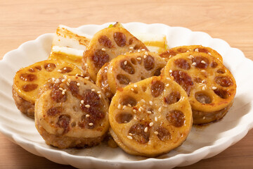 レンコン　肉詰め焼き