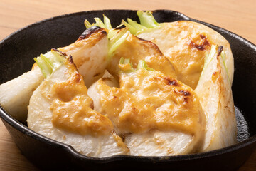 かぶの味噌マヨネーズ焼き