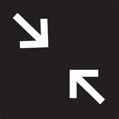 full screen and exit screen maximize icon simple design. Arrow mark scalability in line style for web site UI menu page mobile app. Vector isolated on transparent background.