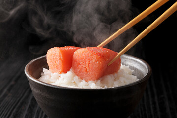 ご飯に乗った辛子明太子　Spicy cod roe on rice