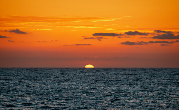 atardecer en el mar