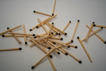 match, matches, isolated, wood, fire, white, matchstick, stick, burn, light, wooden, object, danger, flame, flammable, matchbox, close-up, matchsticks, red, closeup, macro, heap, heat, pile, ignite