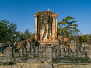 Naklejka premium Ruins of Wat Chetuphon in Sukhothai, Thailand