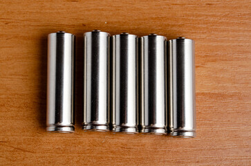 Salt, alkaline battery, finger battery