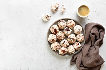 Chocolate meringue cookies