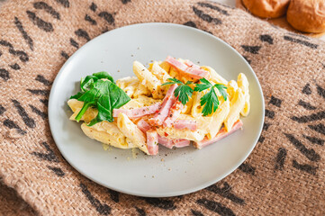 洋食　カルボナーラ風マカロニサラダ