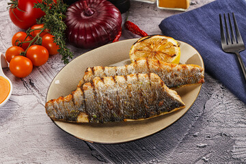 Grilled seabass fillet with lemon