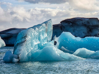 Melting glaciers and shimmering icebergs in a pristine Icelandic natural reserve