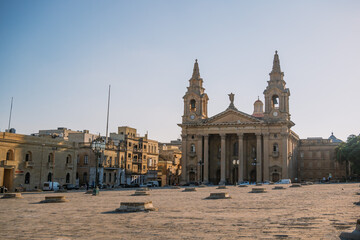 Obraz premium Facade of the Basilica of Our Lady of Mount Carmel in Valletta Malta