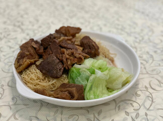 Braised Beef Brisket Lo Mein (Noodles)