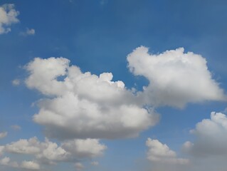 Obraz premium blue sky with clouds