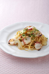 蛸を使ったサラダやパスタや炒め物など色々な種類の料理