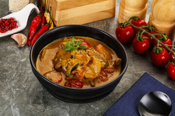 Yellow THai curry with beef