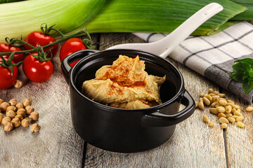 Natural chickpea hummus with paprika