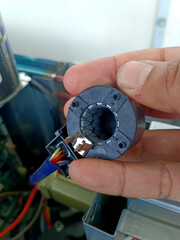 Air conditioning expansion valve inverter spare part repaire technician engneering
