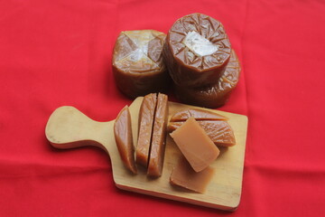 kue keranjang imlek