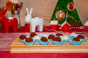 Bonbon truffle. Luxury handmade bonbon. Chocolate candy. Homemade chocolate candy sweet. Yummy Valentines day. Valentines Day candy. Luxury chocolate truffle. Chocolate praline. Luxurious temptation