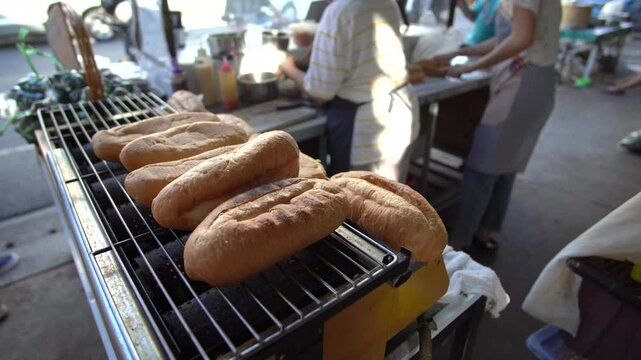 grill baguette bread bun for Veitnamese style sandwich french influence 4k