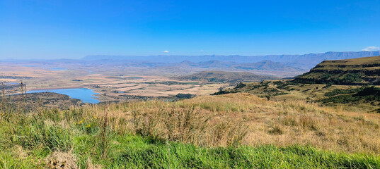 Naklejka premium view of the mountains in autumn