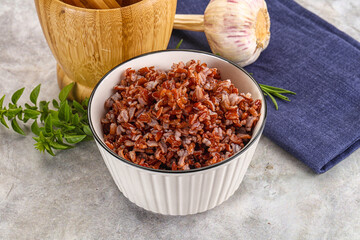 Red steamed rubine rice garnish
