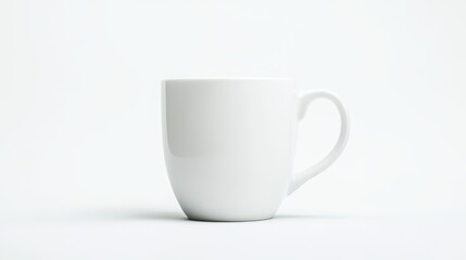 Obraz premium White cup with lid on a plain background showcases minimalist design for beverage storage