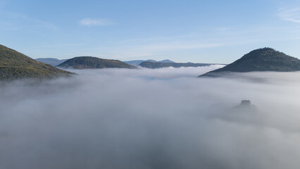 Fototapeta premium Lac de brume