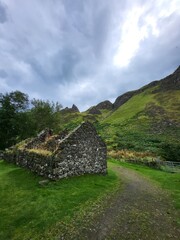 Irland, Dorf, Ruine, Village, verlassen, Lost Place, K&uuml;ste, Gebirge, Urlaub, mystisch, Bergdorf, hills, b&auml;uerlich, Urlaub, Wanderung, wandern