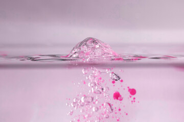farbe tropfen wasser pink