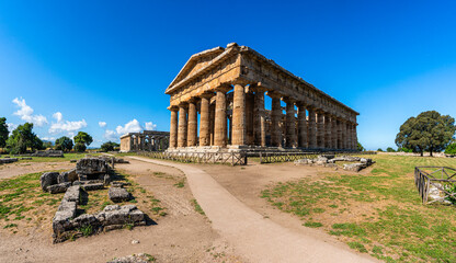 Fototapeta premium The majest archeological site of Paestum, in the Province of Salerno, Campania, Italy.
