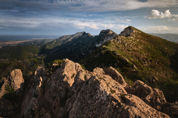 Obraz premium mountain range against the sky