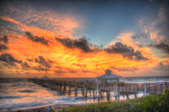 Early Sunrise Juno Pier Florida