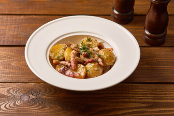 Potatoes with Bacon and Dill