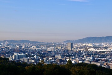 Obraz premium 伏見稲荷大社・山頂からの眺望（京都・伏見区）