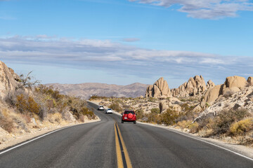 Weathered Granitic Rocks. White Tank Quartz Monzonite. Skull Rock Nature Trail，Joshua Tree...