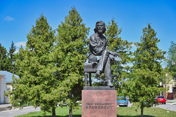 Fototapeta premium Monument to the artist Kramskoy in Ostrogozhsk town, Voronezh region of Russia