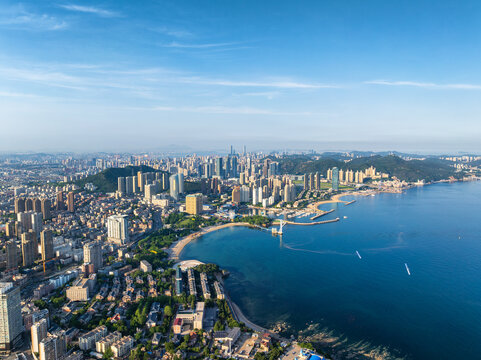 Overlooking Dalian city