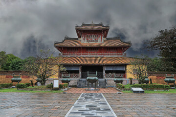 Fototapeta premium Old palace in olg city of Hue, Vietnam